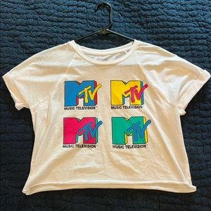 Cropped MTV Shirt